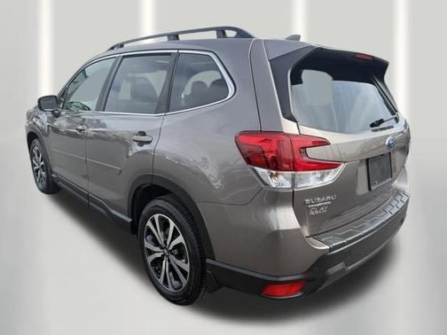 Brilliant Bronze Metallic 2023 Subaru Forester Limited