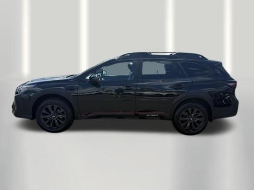 Crystal Black Silica 2023 Subaru Outback Onyx Edition
