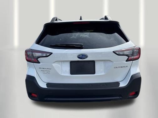 Crystal White Pearl 2025 Subaru Outback Premium