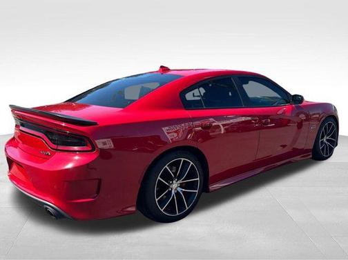 2016 Dodge Charger R/T Scat Pack