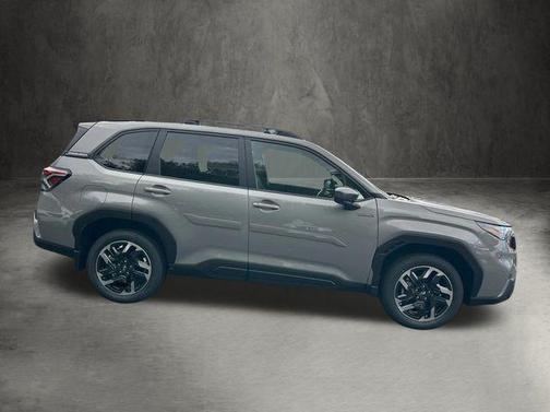 2025 Subaru Forester Hybrid Premium