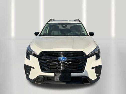 Crystal White Pearl 2025 Subaru Ascent Bronze Edition 7-Passenger