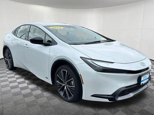 2024 Toyota Prius XLE