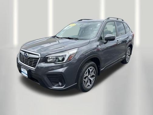 Magnetite Gray Metallic 2021 Subaru Forester Premium