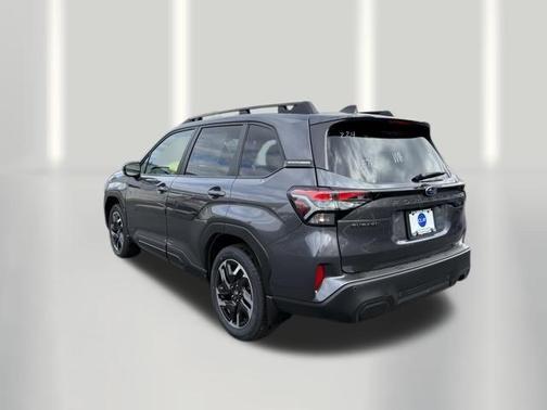 Magnetite 2026 Subaru Forester Limited