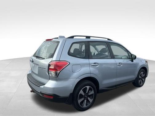2017 Subaru Forester 2.5i