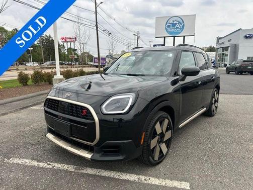 Midnight Black 2025 MINI Countryman S