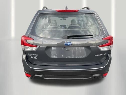 Magnetite Gray Metallic 2023 Subaru Forester