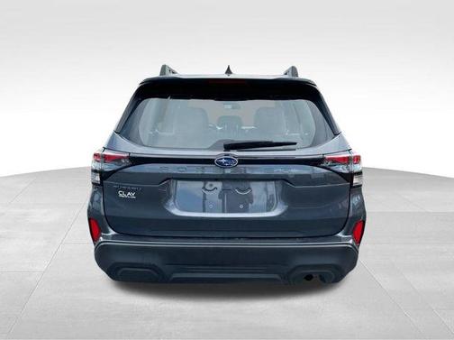 2025 Subaru Forester Base