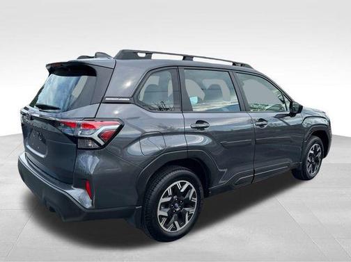 2025 Subaru Forester Base