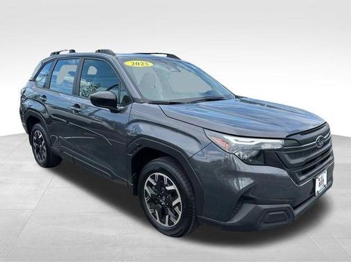 2025 Subaru Forester Base