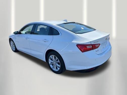 Summit White 2024 Chevrolet Malibu LT