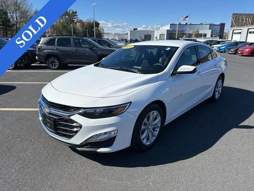 Summit White 2024 Chevrolet Malibu LT