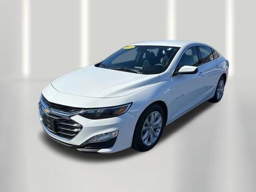Summit White 2024 Chevrolet Malibu LT