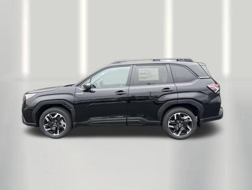 Crystal Black Silica 2026 Subaru Forester Premium