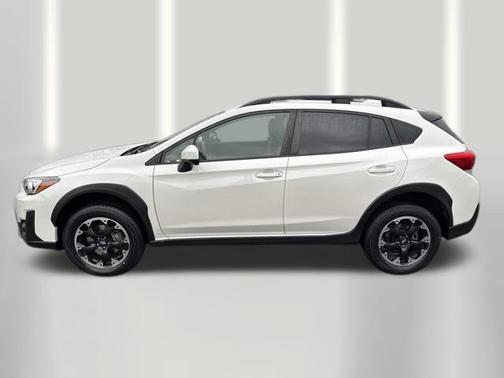 Crystal White Pearl 2022 Subaru Crosstrek Premium