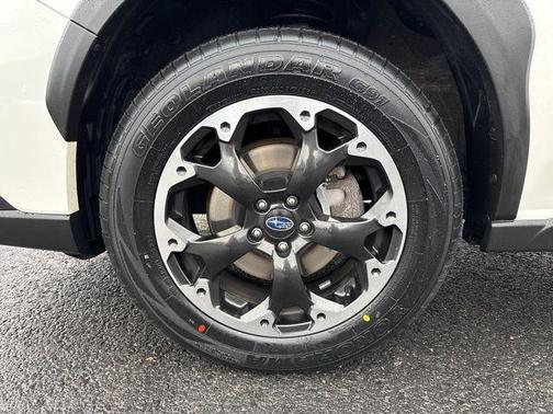 Crystal White Pearl 2022 Subaru Crosstrek Premium