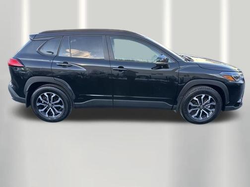 2023 Toyota Corolla Cross Hybrid SE