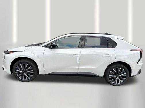 2026 Subaru Solterra Limited