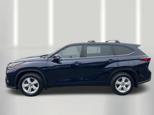Blueprint 2023 Toyota Highlander LE