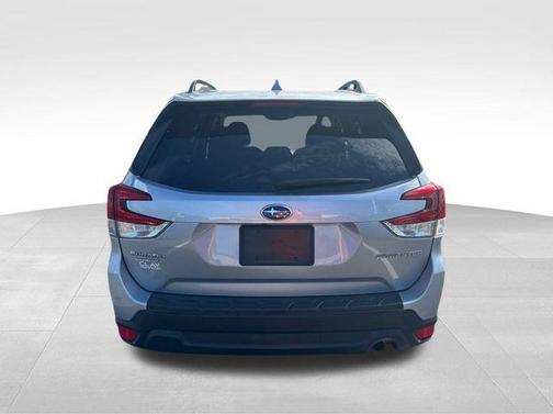 2023 Subaru Forester 2.5i Premium