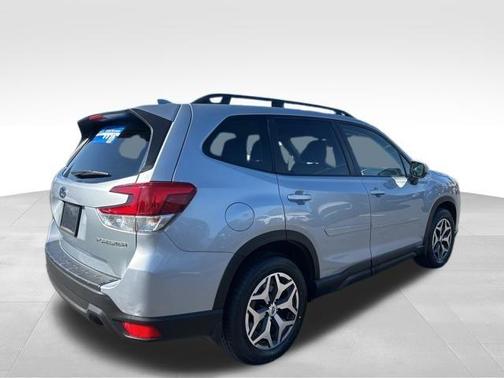 2023 Subaru Forester 2.5i Premium