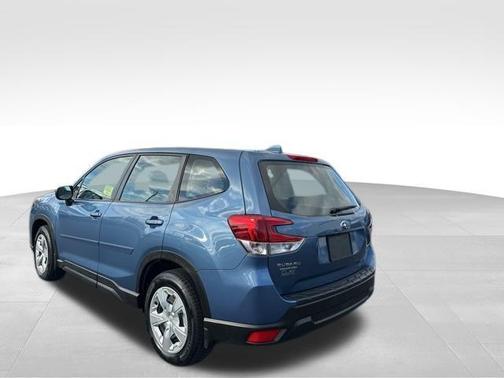 2023 Subaru Forester Base (CVT)