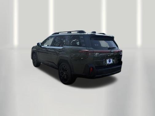 Deep Emerald Green 2026 Subaru Outback Limited XT