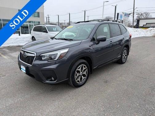 Magnetite Gray Metallic 2021 Subaru Forester Premium