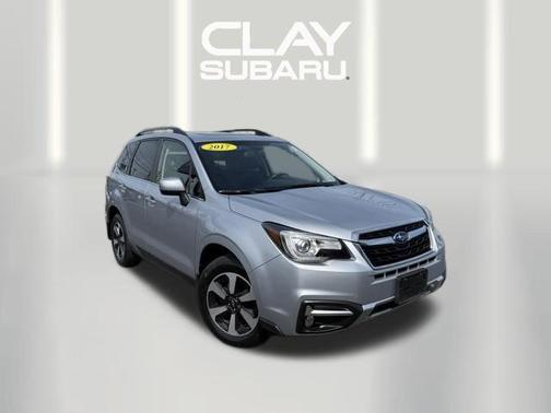 Ice Silver Metallic 2017 Subaru Forester 2.5i Limited