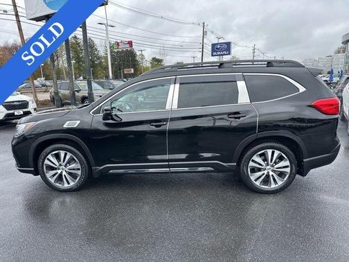 Crystal Black Silica 2019 Subaru Ascent Limited 7-Passenger