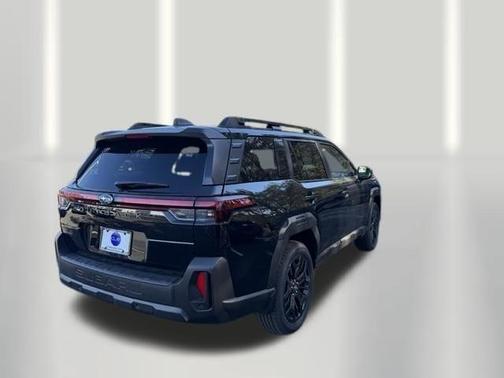 Crystal Black Silica 2026 Subaru Outback Limited XT