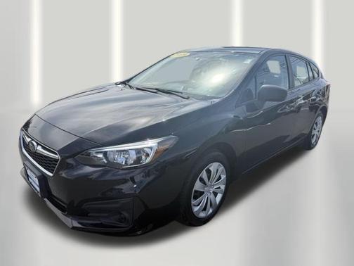 Crystal Black Silica 2019 Subaru Impreza 2.0i