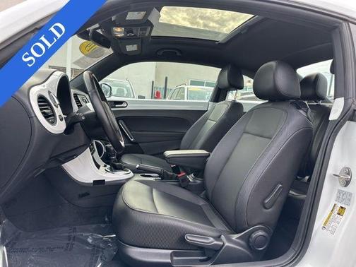2019 Volkswagen Beetle 2.0T SE