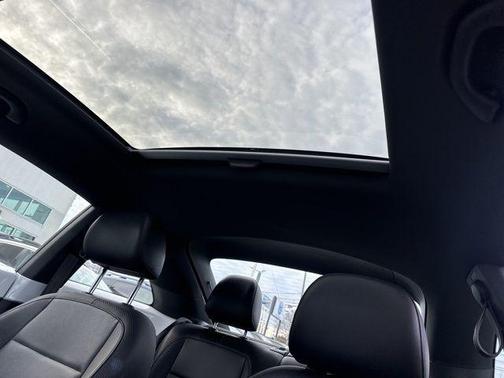 2019 Volkswagen Beetle 2.0T SE