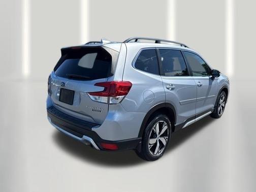 Ice Silver Metallic 2020 Subaru Forester Touring