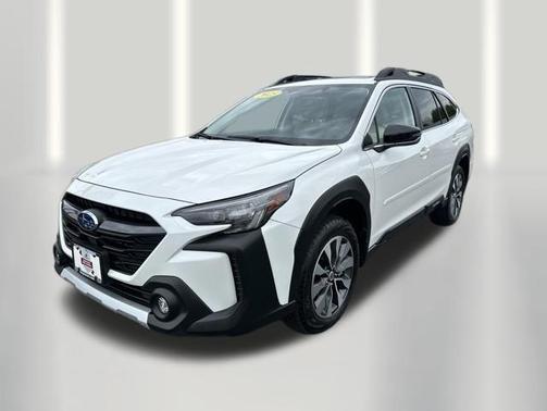 Crystal White Pearl 2025 Subaru Outback Limited