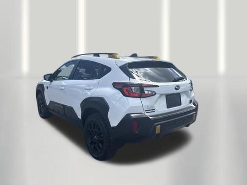 Crystal White Pearl 2025 Subaru Crosstrek Wilderness