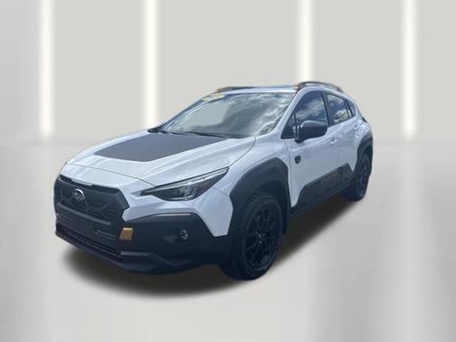 Crystal White Pearl 2025 Subaru Crosstrek Wilderness