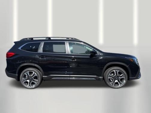 Crystal Black Silica 2026 Subaru Ascent Limited