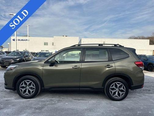 2022 Subaru Forester Premium