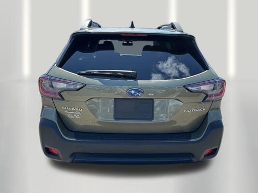 Autumn Green Metallic 2025 Subaru Outback Premium