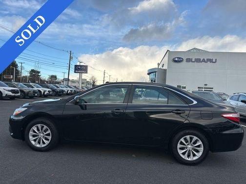 2016 Toyota Camry LE