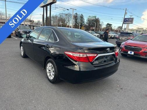 2016 Toyota Camry LE