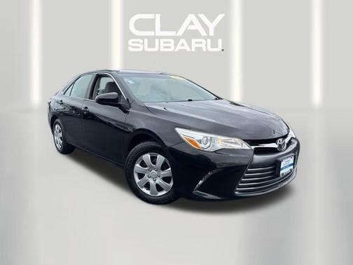 Midnight Black Metallic 2016 Toyota Camry LE