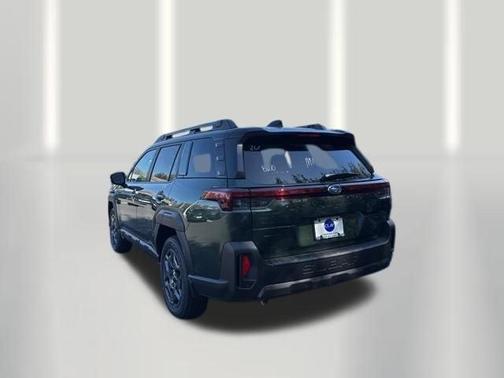 Deep Emerald Green 2026 Subaru Outback Premium