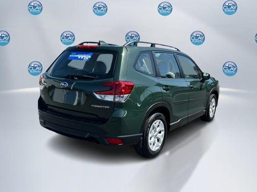 2022 Subaru Forester Base (CVT)