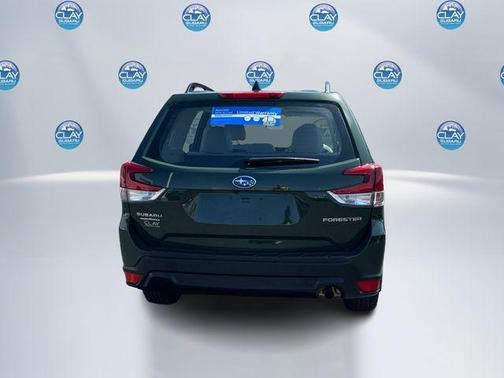 2022 Subaru Forester Base (CVT)