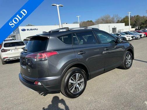 2016 Toyota RAV4 XLE