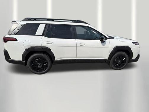 Crystal White Pearl 2026 Subaru Outback Limited